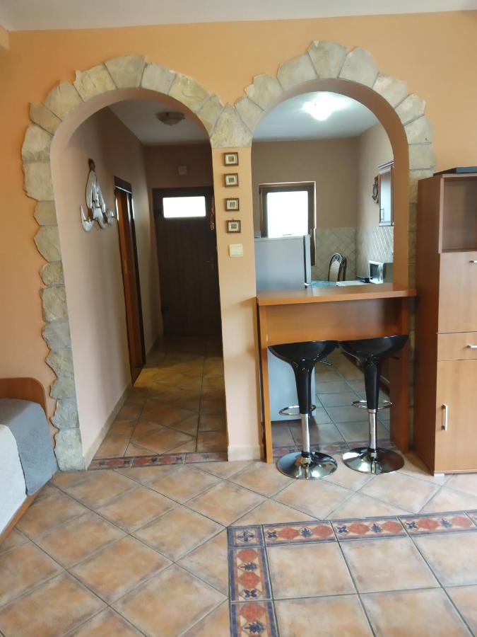 Aki Apartment Kotor